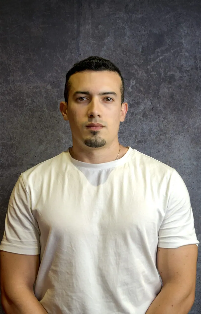 Eduardo Rincón in a studio portrait — brand photography session in Orlando